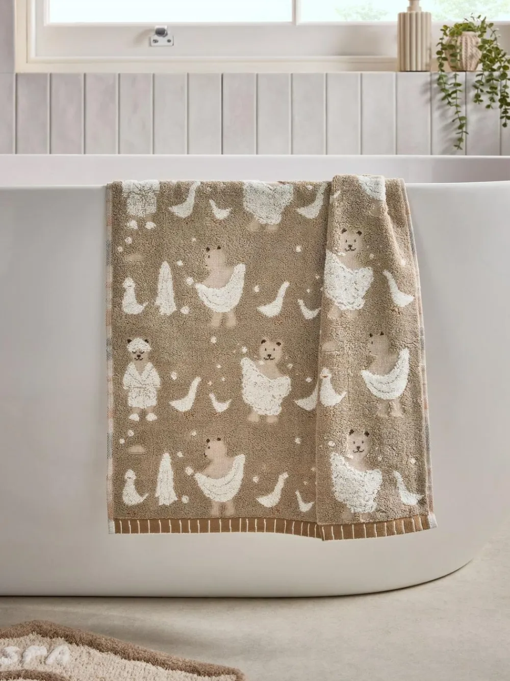 Online Next Natural 100% Cotton Bertie Woodland Spa Towel