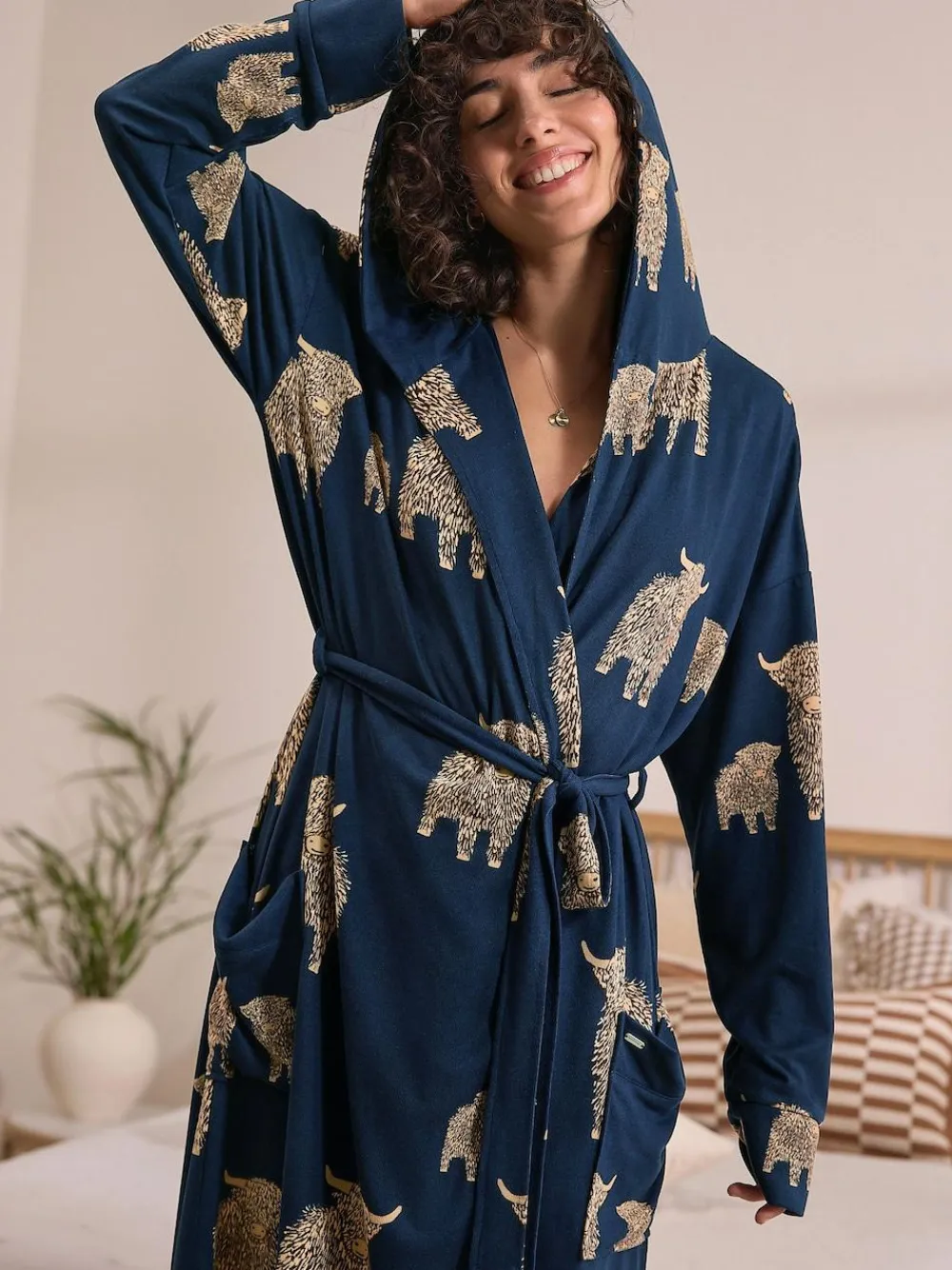 Discount Next Navy Hamish The Highland Cow Cosy Lightweight Dressing Gown