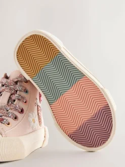 Online Next Standard Fit (F) High Top Neutral Character Applique