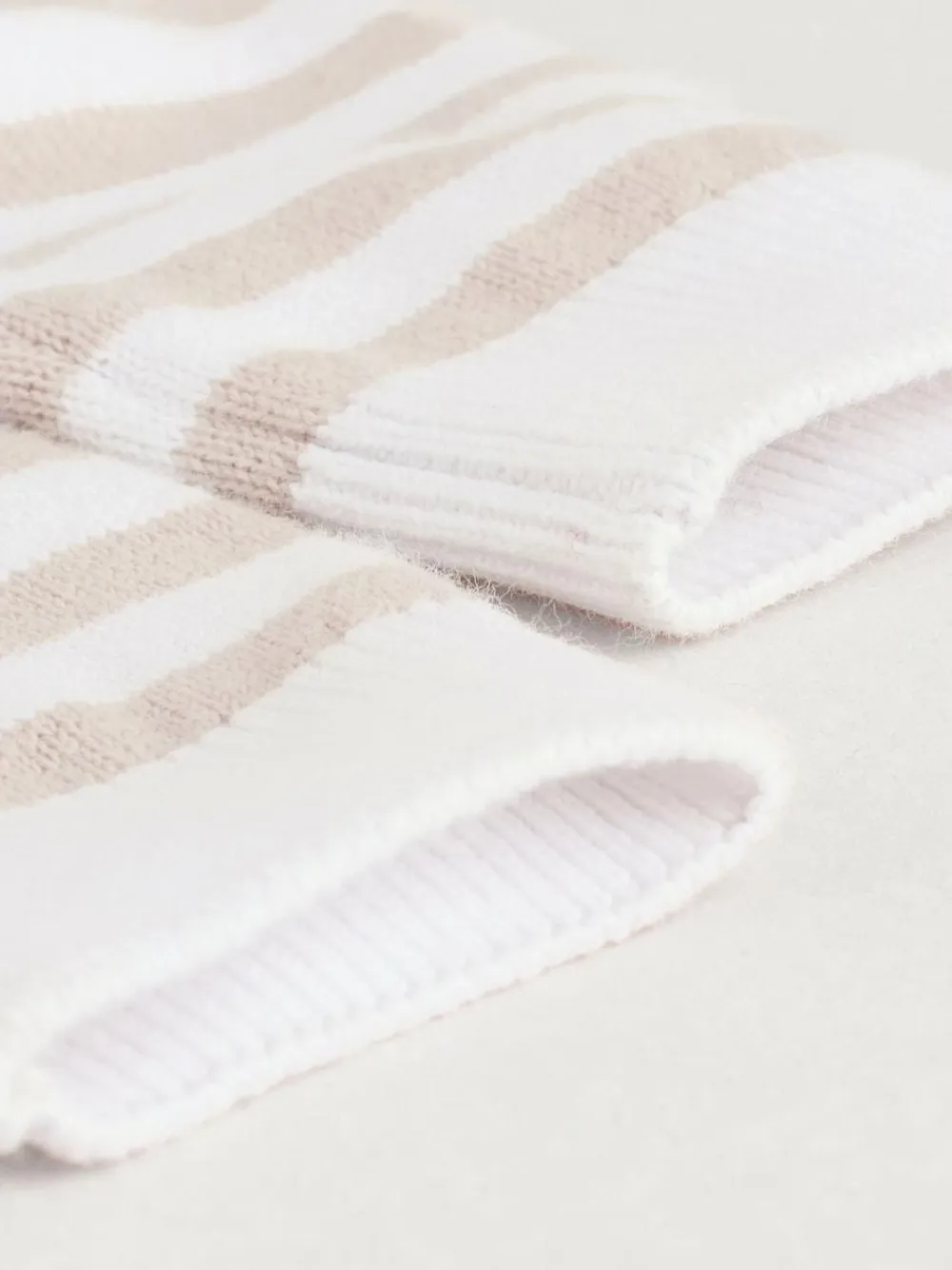 Outlet Next Neutral Stripe Knitted Top and Leggings Baby Set (0mths-2yrs)