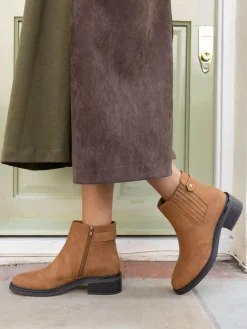 Novo Natural Wide Fit Wide Fit Darlina Flat Chelsea Ankle Boots^Women Wide Fit & Extra Wide Fit