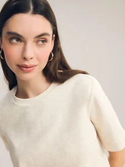 Hot Next Oatmeal Cream Heavyweight Short Sleeve Crew Neck T-Shirt