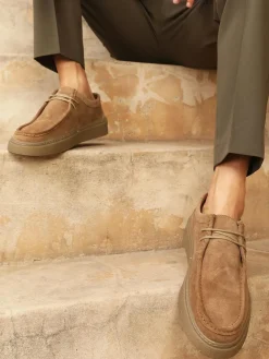 Discount Off The Hook Els Suede Leather Casual Lace-Up Boat Shoes Brown