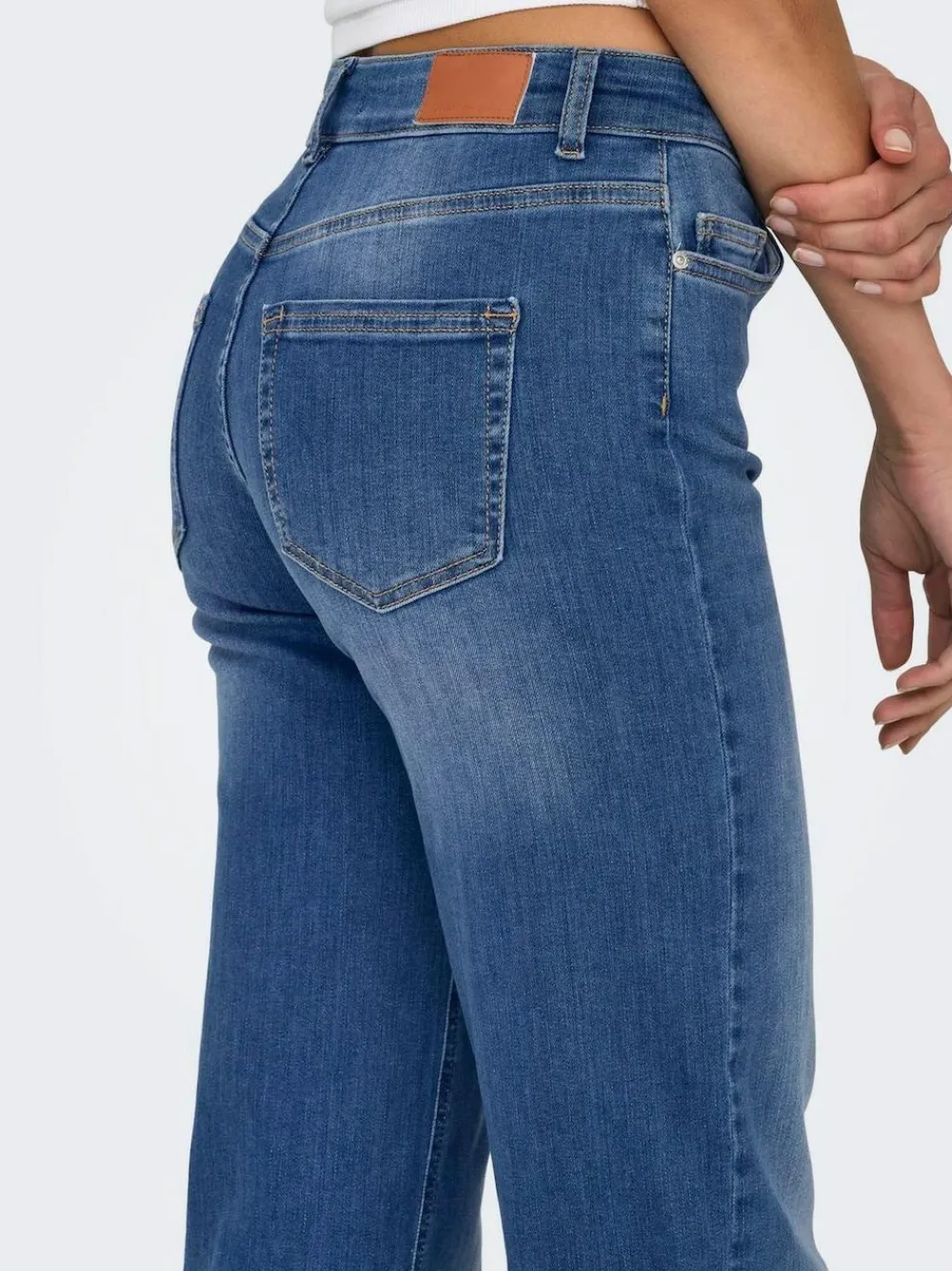 ONLY Blush Mid Rise Straight Leg Jeans With Super Stretch Blue