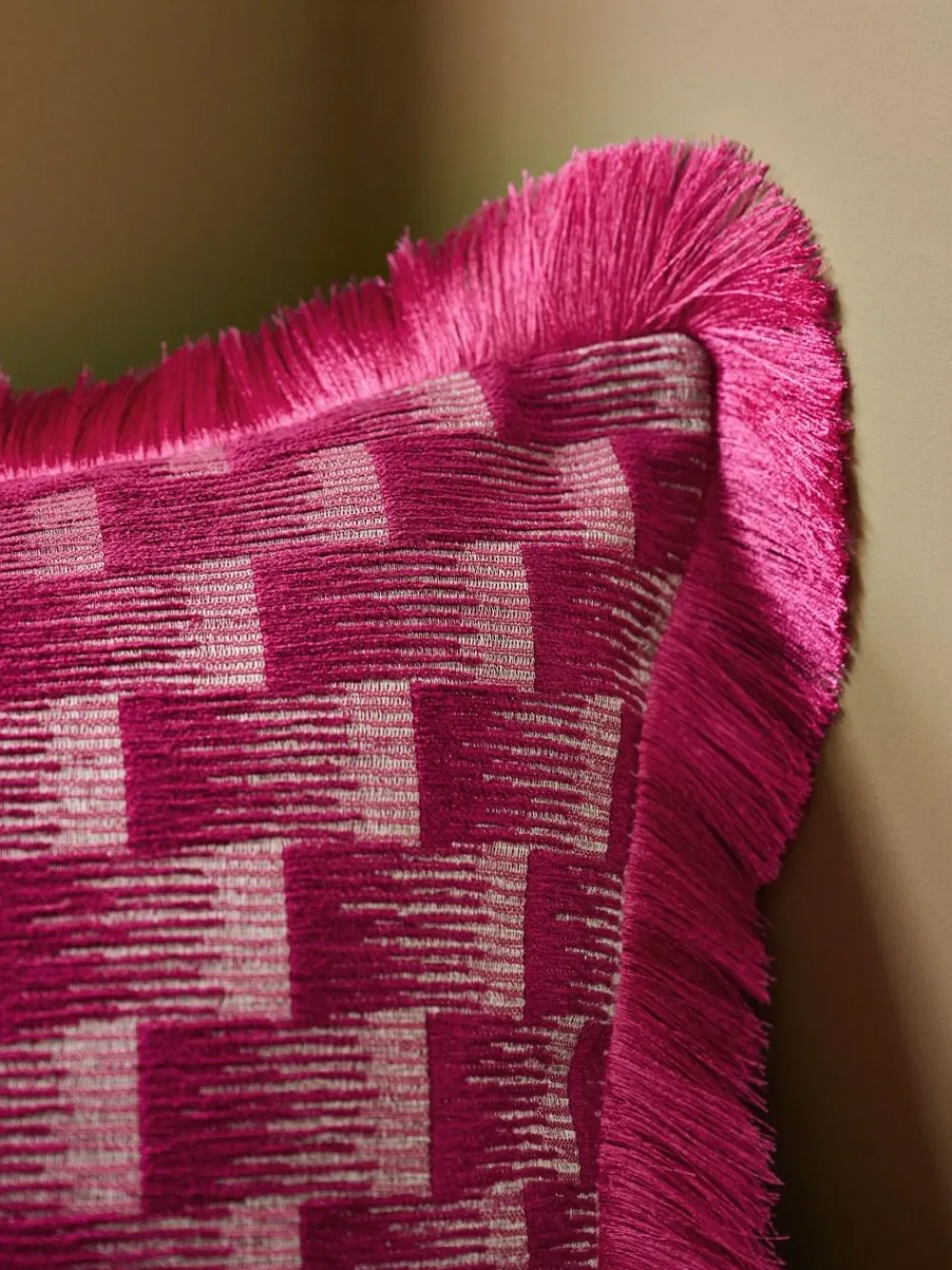 Sale Next 50 x 50cm Lenny Jacquard Cushion Pink