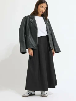 Clearance PixieGirl Petite Black Pleated Full Midaxi Skirt