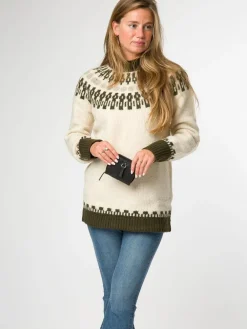 Pure Luxuries London 'Lena' Leather Purse^Women Purses