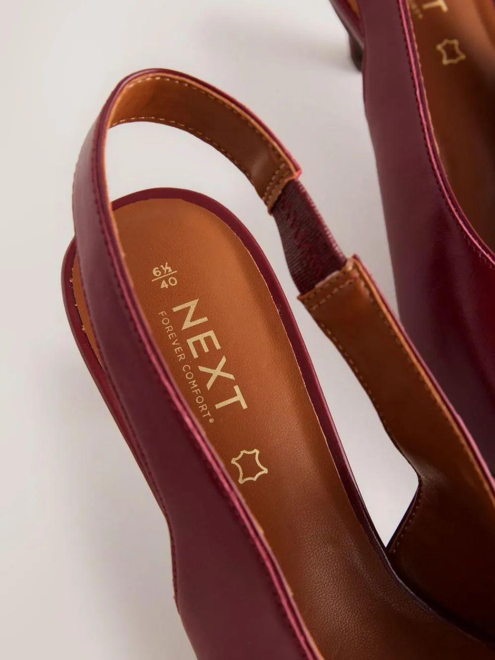 Hot Next Leather Pointed Toe Slingback Heels Red