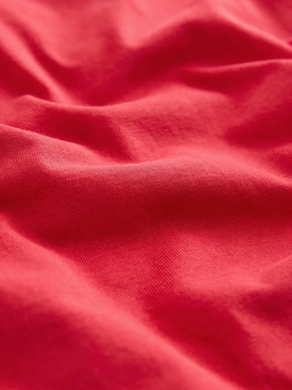 New Next Red/Blue/Navy/Neutral Regular Fit Short Sleeves T-Shirts 4 Pack (3-16yrs)