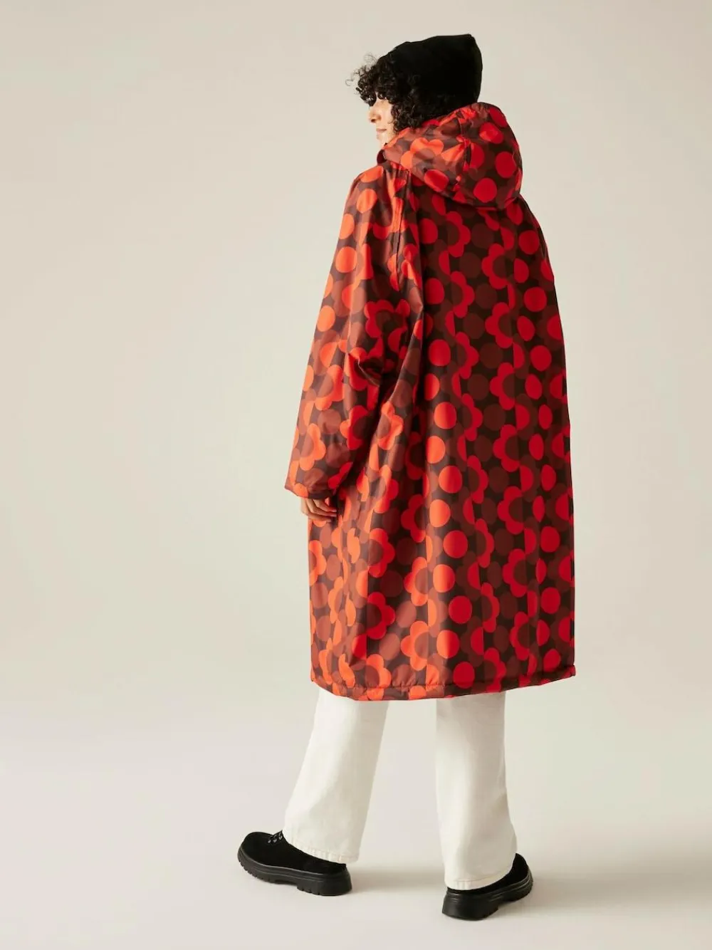 Regatta Hydra Fort Waterproof Orla Changing Robe^Women Coats & Jackets|Coats & Jackets