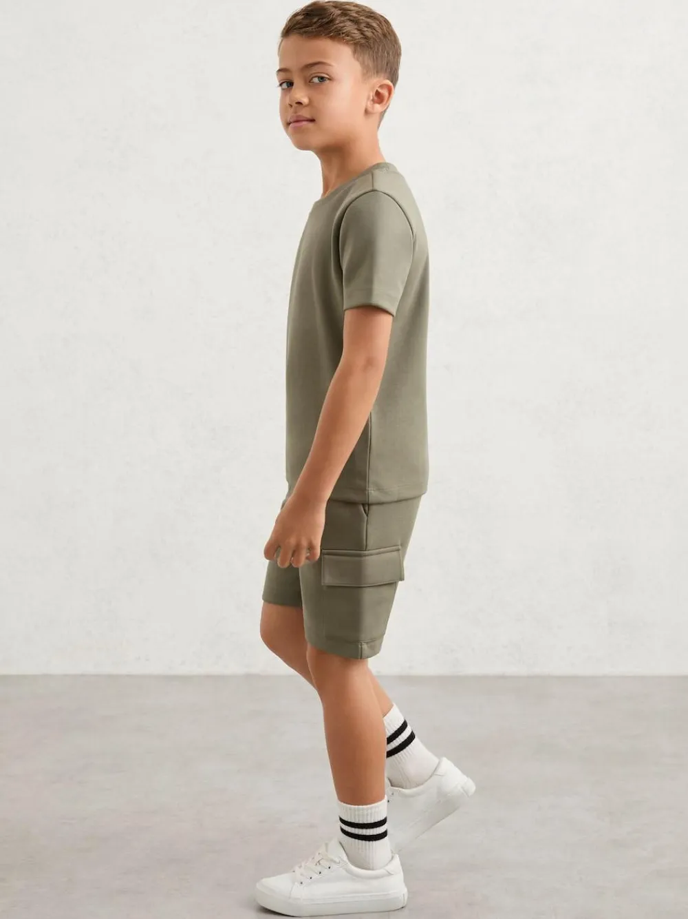 Reiss Oliver 9-13 yrs Premium Interlock-Jersey Cargo Shorts Sage