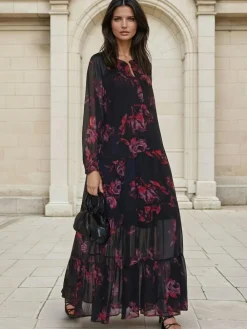 Religion Red Zoe Tiered Maxi Boho Dress With Tiered Skirt In Dark Floral^Women Maxi Dresses
