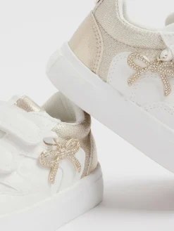 River Island White Girls Bow Charm Trainers^ Sneakers|Sneakers