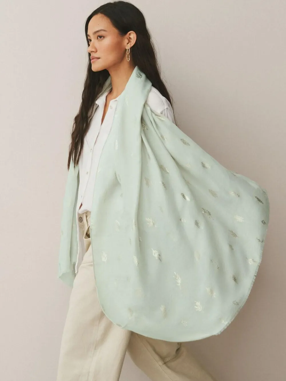 Next Sage Green Foil Lightweight Scarf^Women Hats, Gloves & Scarves|Hats, Gloves & Scarves