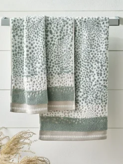 Best Next Set of 2 Hand Towels 100% Cotton Sage Green