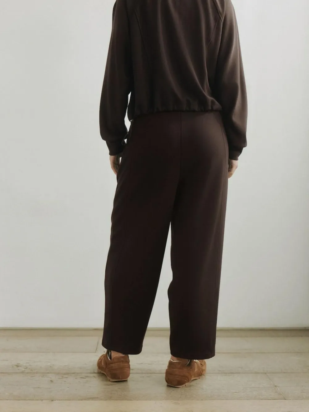 Clearance self. Barrell Leg Joggers Chocolate Brown