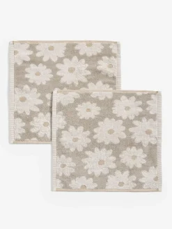 Next Set of 2 Natural 100% Cotton Daisy Face Cloths^ Towels & Bathmats