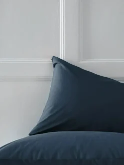 Online Next Set of 2 Navy Blue Cotton Rich Pillowcases