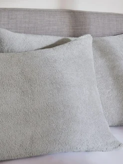 Outlet Next Set of 2 Silver Grey Teddy Fleece Pillowcases