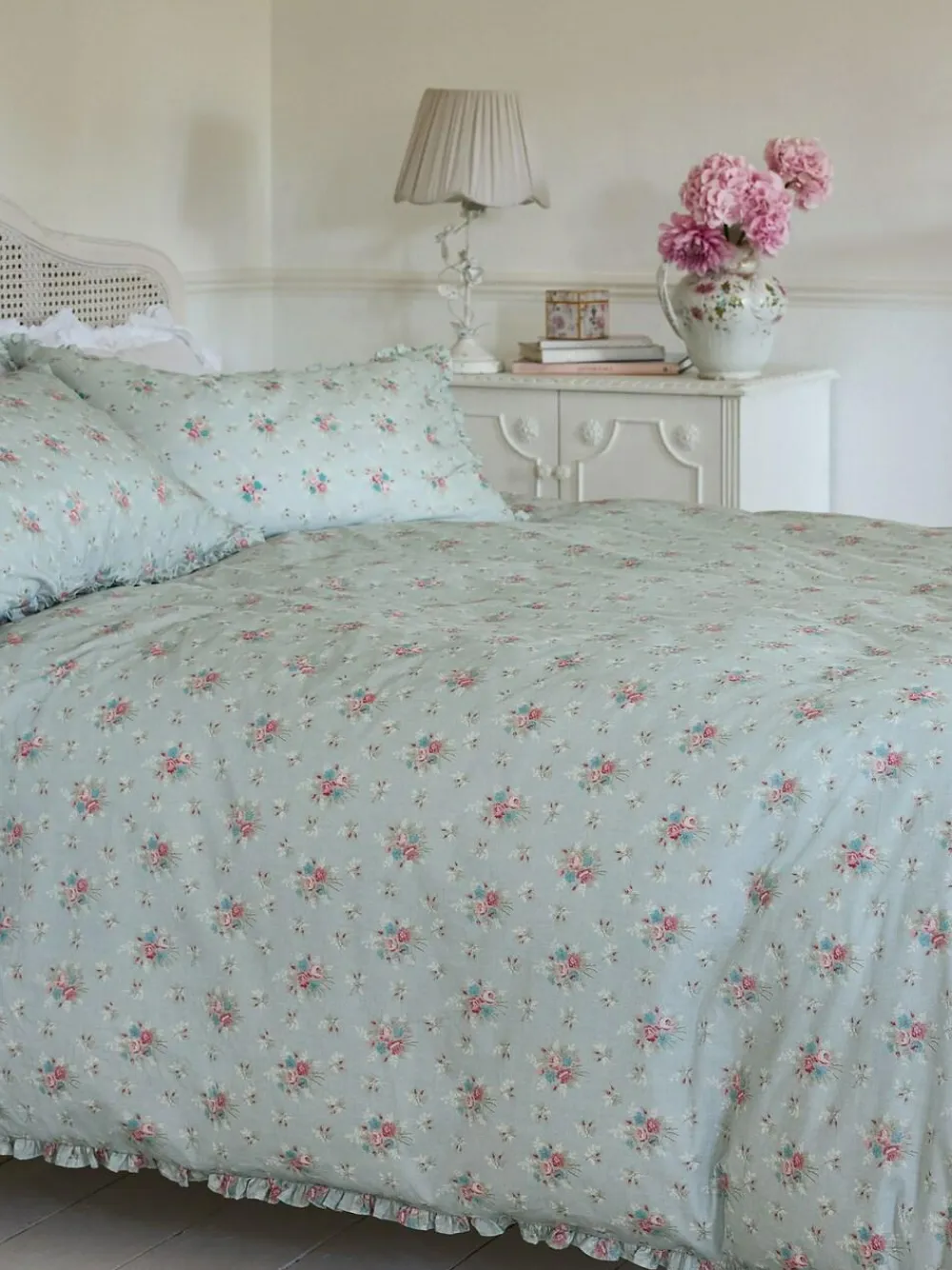 Shabby Chic by Rachel Ashwell® Anastasia Ditsy Floral Petite Ruffle Duvet Cover and Pillowcase Set^ Bedsets & Duvet Covers|Childrens Bedding
