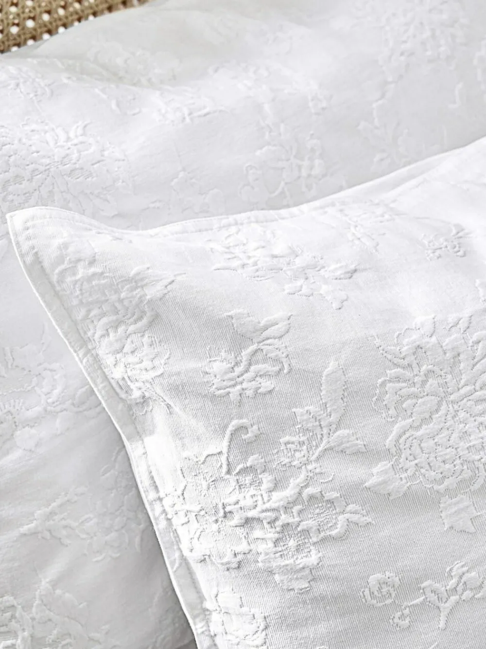 Discount Shabby Chic by Rachel Ashwell® Set of 2 White Textured Floral Matelasse Pillowcase