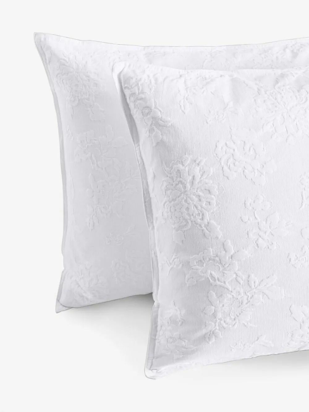 Discount Shabby Chic by Rachel Ashwell® Set of 2 White Textured Floral Matelasse Pillowcase
