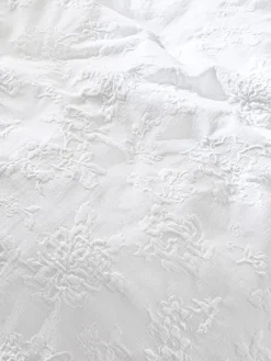 Shabby Chic by Rachel Ashwell® White Textured Floral Matelasse Duvet Cover and Pillowcase Set^ Childrens Bedding|Bedsets & Duvet Covers