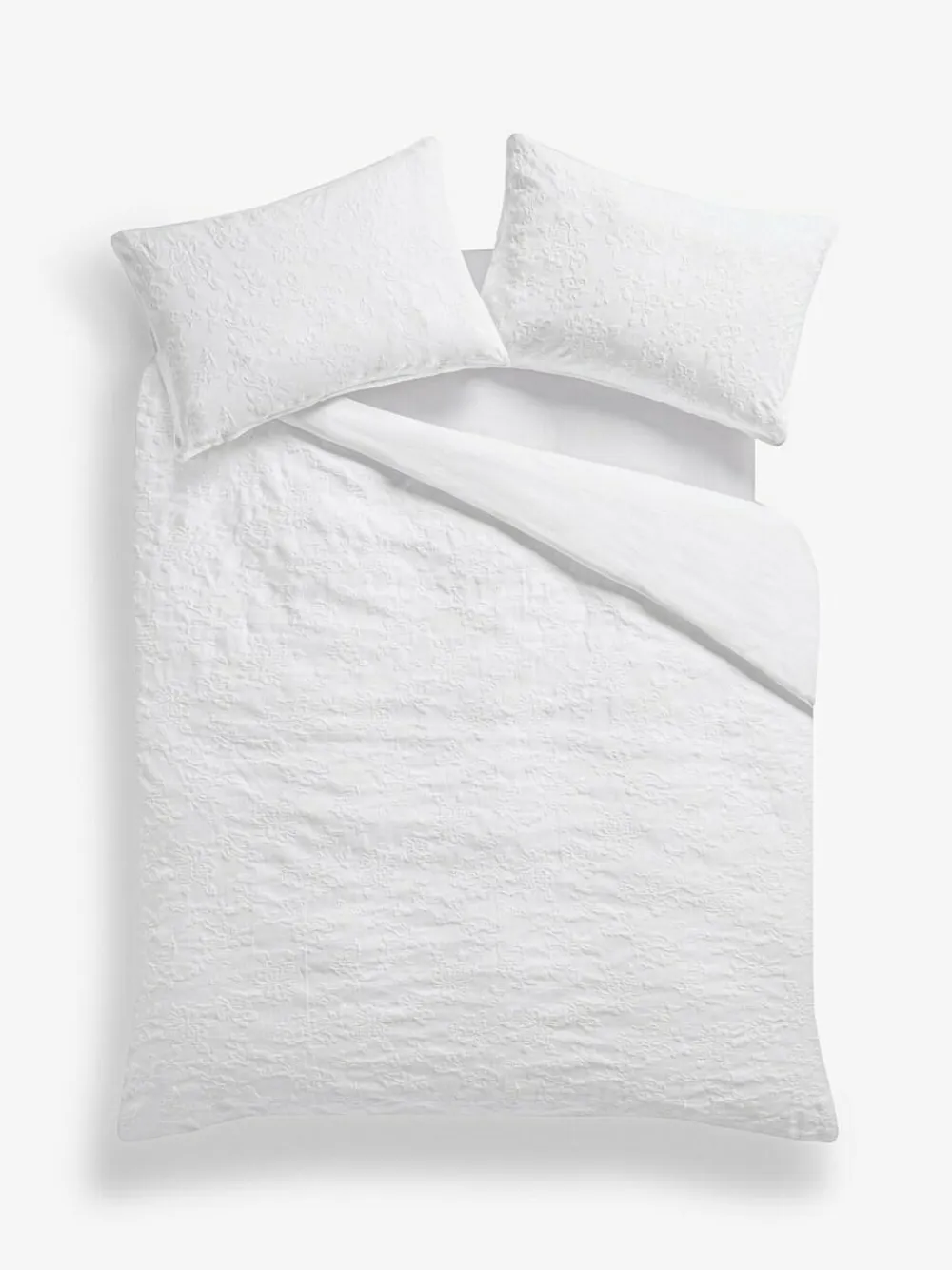 Shabby Chic by Rachel Ashwell® White Textured Floral Matelasse Duvet Cover and Pillowcase Set^ Childrens Bedding|Bedsets & Duvet Covers