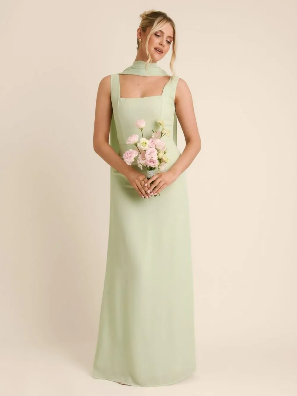 New Six Stories Green Square Neck Crepe Bridesmaid Dress with Neck Scarf