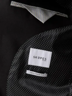 Skopes Tailored Fit Madrid Suit: Jacket^ Black Suits