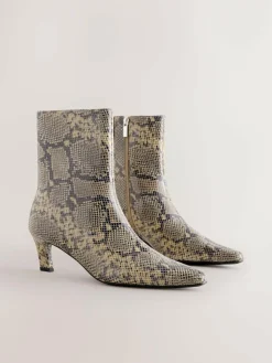 Next Forever Comfort® Chisel Toe Heeled Ankle Boots^Women Wide Fit & Extra Wide Fit