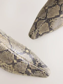 Next Forever Comfort® Chisel Toe Heeled Ankle Boots^Women Wide Fit & Extra Wide Fit