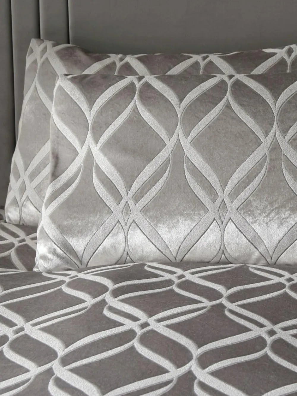 Hot Soiree Belfort Jacquard Duvet Cover Set Silver