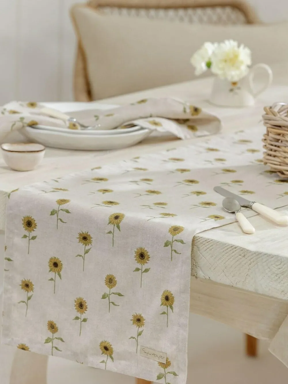 Sophie Allport Natural Linen Sunflower Table Runner^ Table Linen, Placemats & Coasters