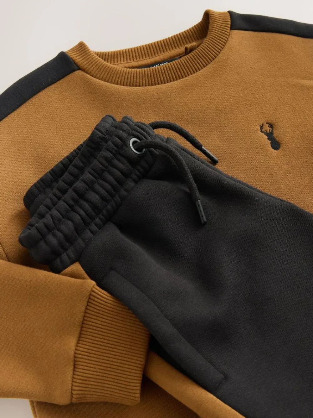 Next Colourblock Crew Set (3-16yrs)^BOY Sets & Outfits|Sweatshirts & Hoodies