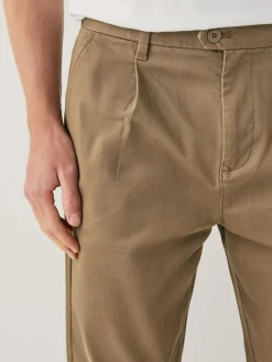 Next Regular Tapered Fit Single Pleated Stretch Chinos Trousers^ Pants & Chinos