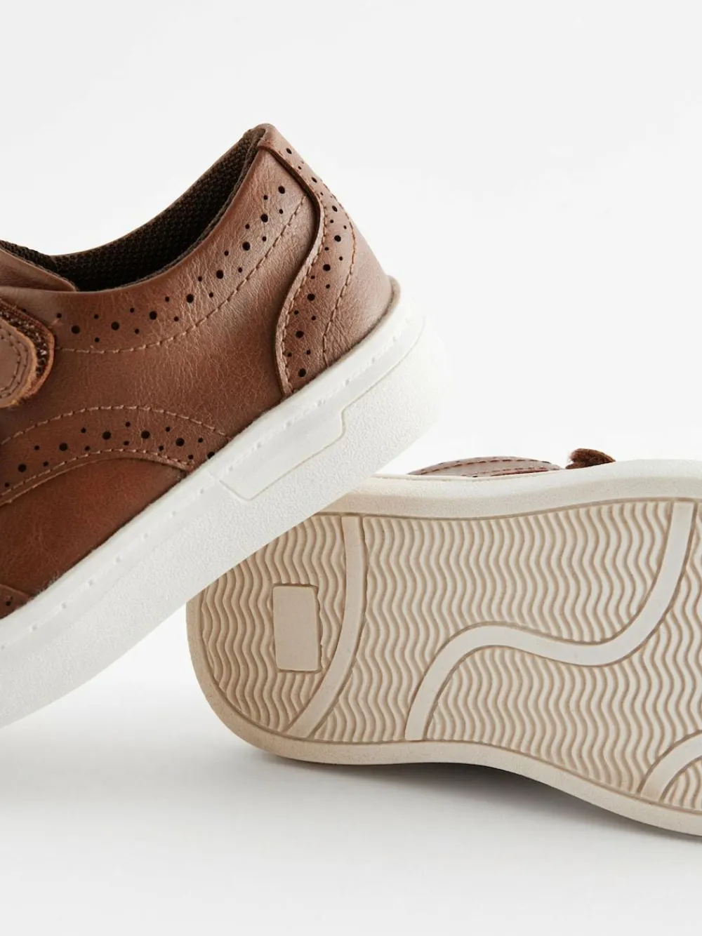 Next Standard Fit (F) Touch Fastening Brogue Shoes^BOY Shoes|Occasionwear