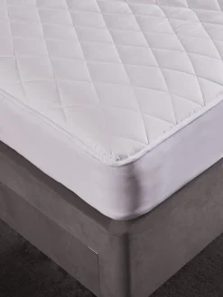 The Linen Consultancy TLC 5 Star Hotel Concept Waterproof Polycotton Qui White Protector^ Duvets & Pillows