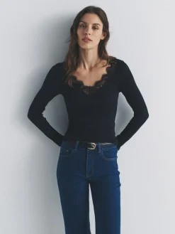 The Set 4 Pack Long Sleeve V-Neck Ribbed Lace Trim T-Shirt Black/Chocolate Brown/Taupe Brown/Cream