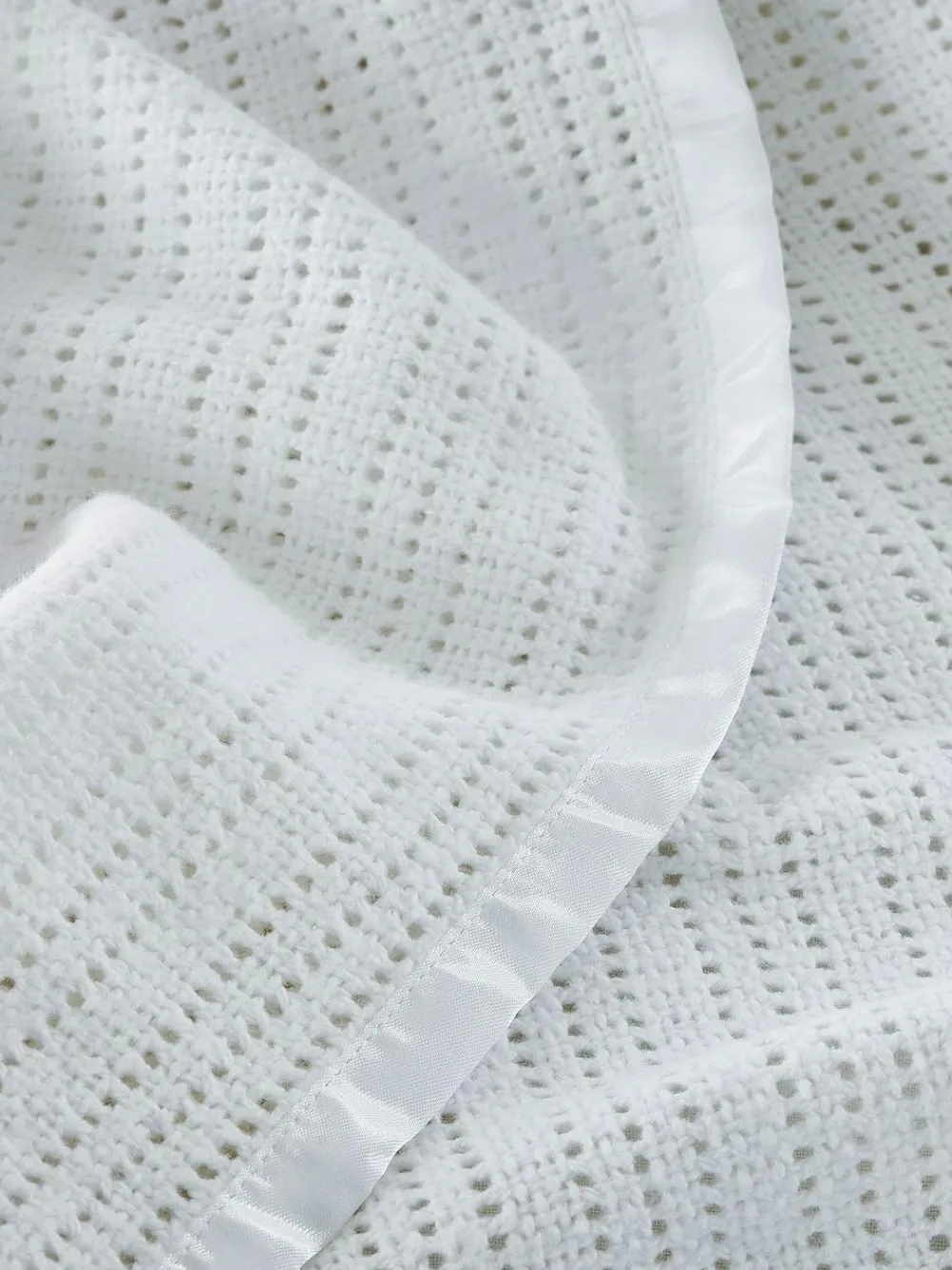 The White Company Cellular Satin Winter Blanket White