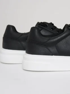 Threadbare Black Court Trainers^ Sneakers