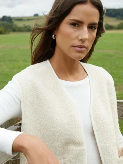 New Threadbare Reversible Borg Gilet Cream