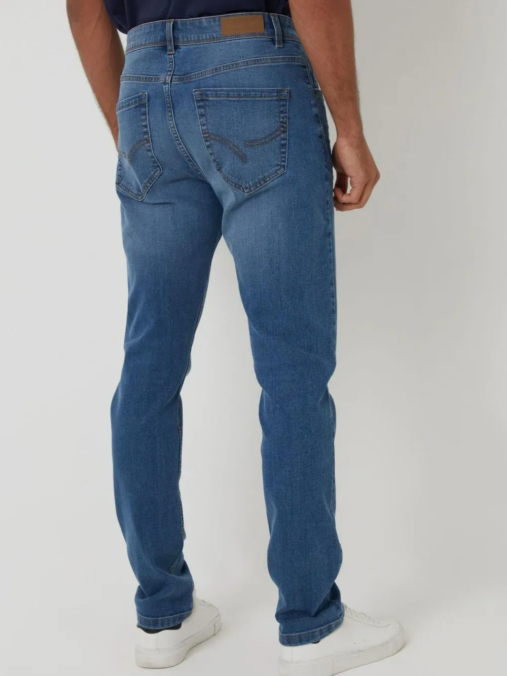 Threadbare Slim Fit Jeans With Stretch Light Wash