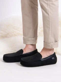 New Totes Mens Isotoner Square Patterned Smart Moccasin Slippers Black