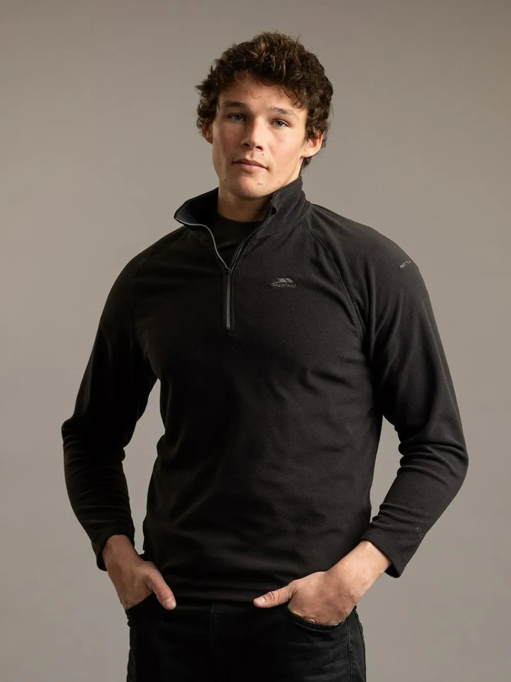 Clearance Trespass Quarter Zip ford Micro Fleece Black