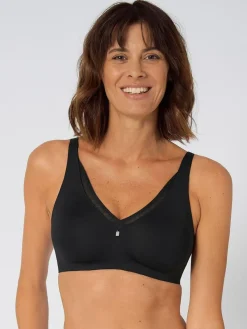 Triumph Non Wired True Shape Sensation Minimizer Bra Black