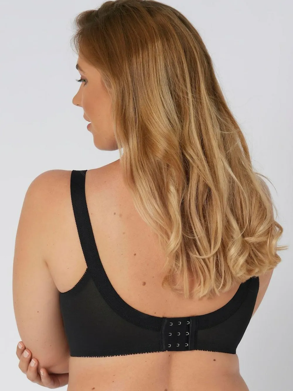 Best Triumph Doreen Non Wired Bra Black