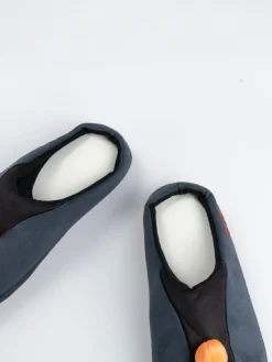 Sale Vanilla Underground Grey Wallace And Gromit Feathers McGraw Slippers