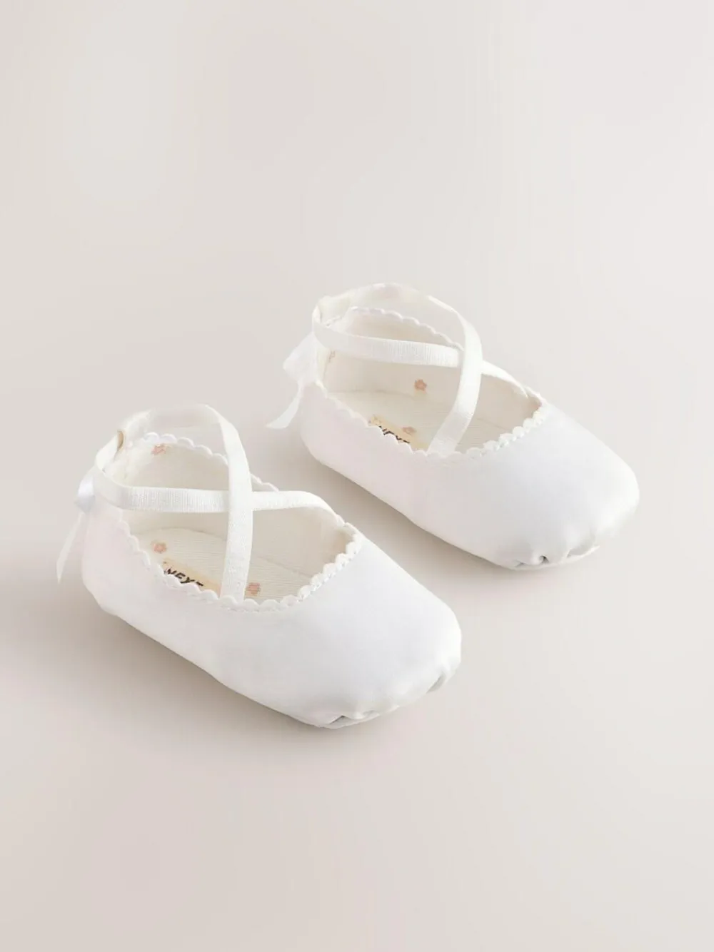Sale Next White Baby Bow Occassion Shoes (0-24mths)
