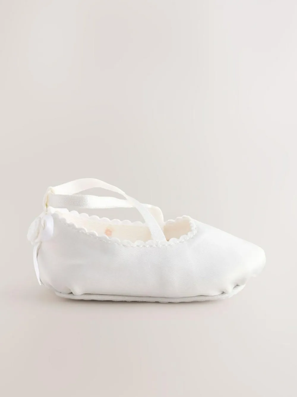 Sale Next White Baby Bow Occassion Shoes (0-24mths)